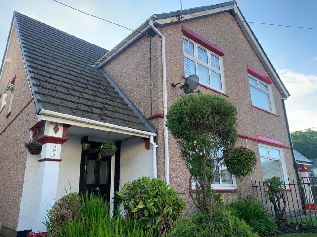 Вилла Cosy, Dog Friendly House On The Fringe Of The Brecon Beacons Tredegar Экстерьер фото